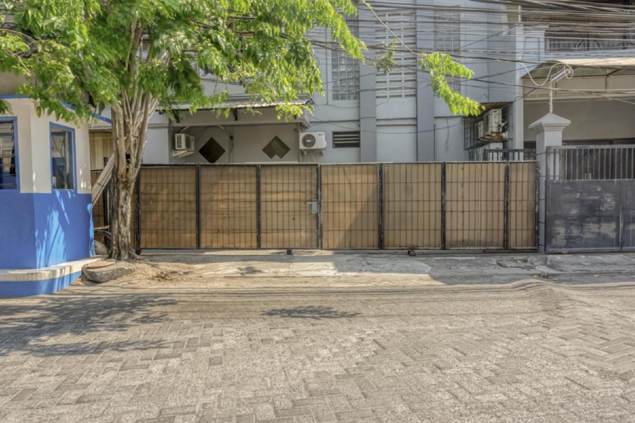 Reddoorz Near Widya Mandala University Surabaja Exteriér fotografie