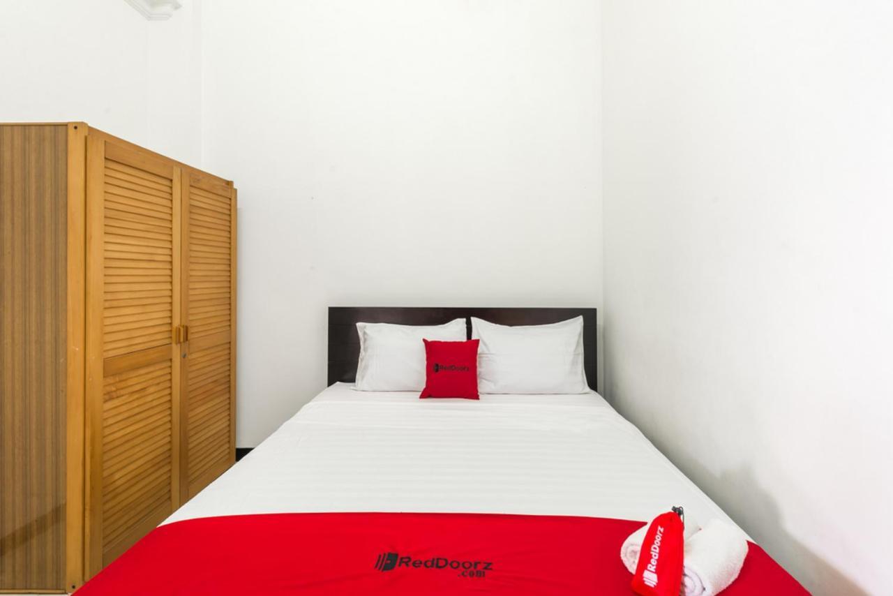 Reddoorz Near Widya Mandala University Surabaja Exteriér fotografie