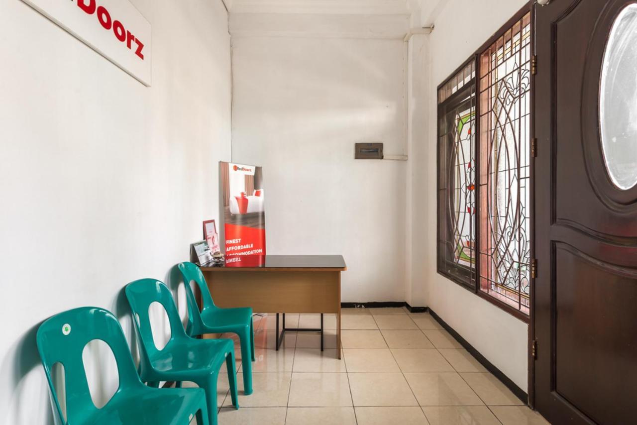 Reddoorz Near Widya Mandala University Surabaja Exteriér fotografie