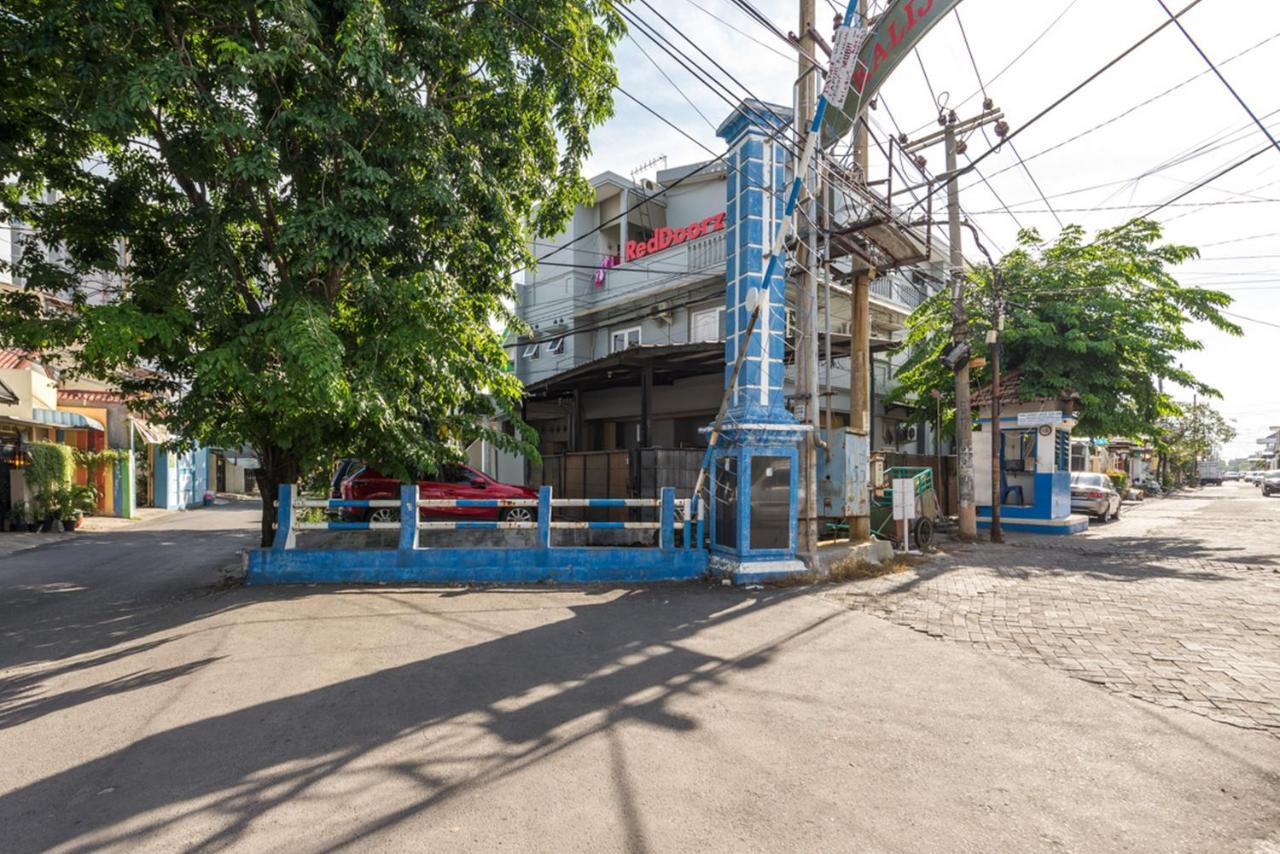 Reddoorz Near Widya Mandala University Surabaja Exteriér fotografie