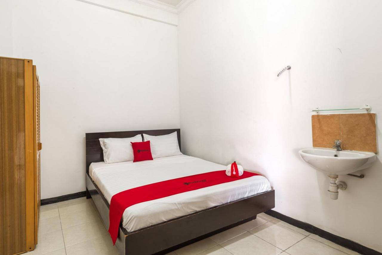 Reddoorz Near Widya Mandala University Surabaja Exteriér fotografie